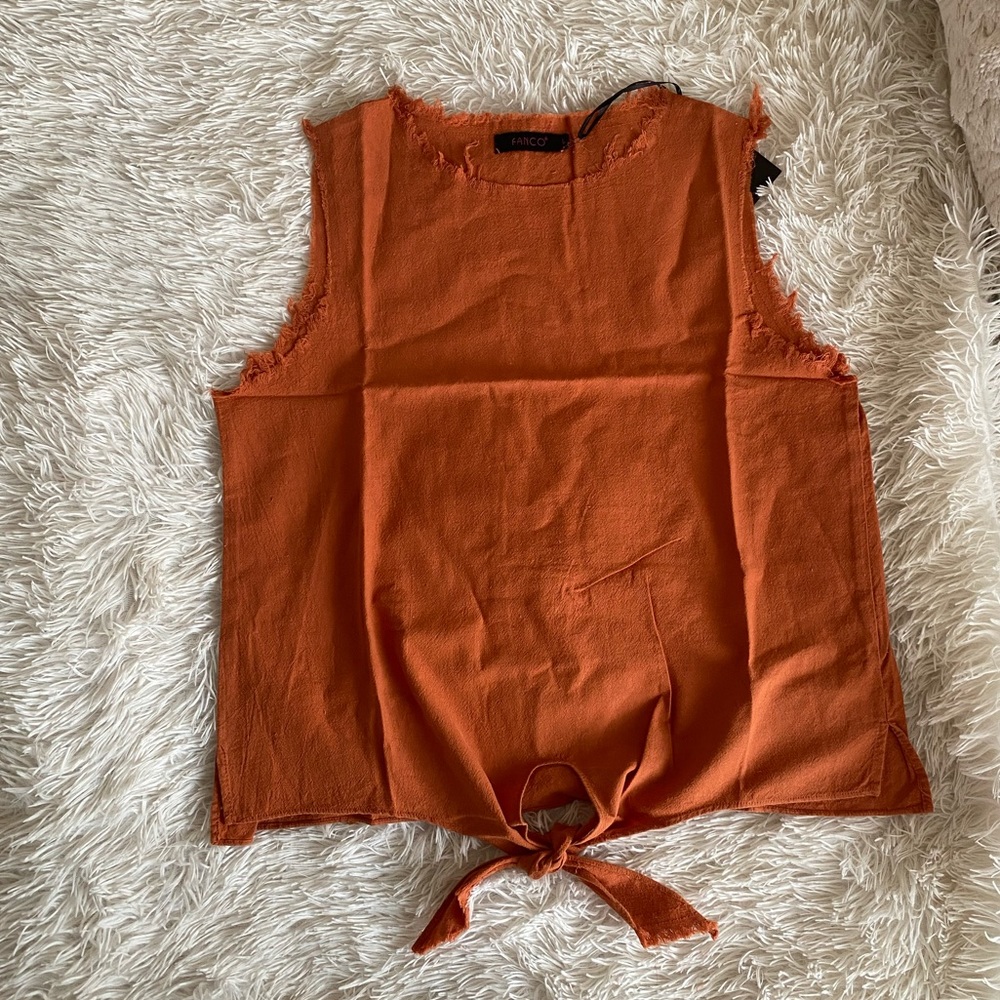 Women’s Sleeveless Tank Top